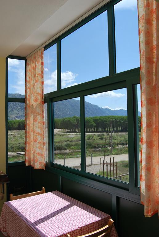 H And H Guesthouse Velipoje Ngoại thất bức ảnh