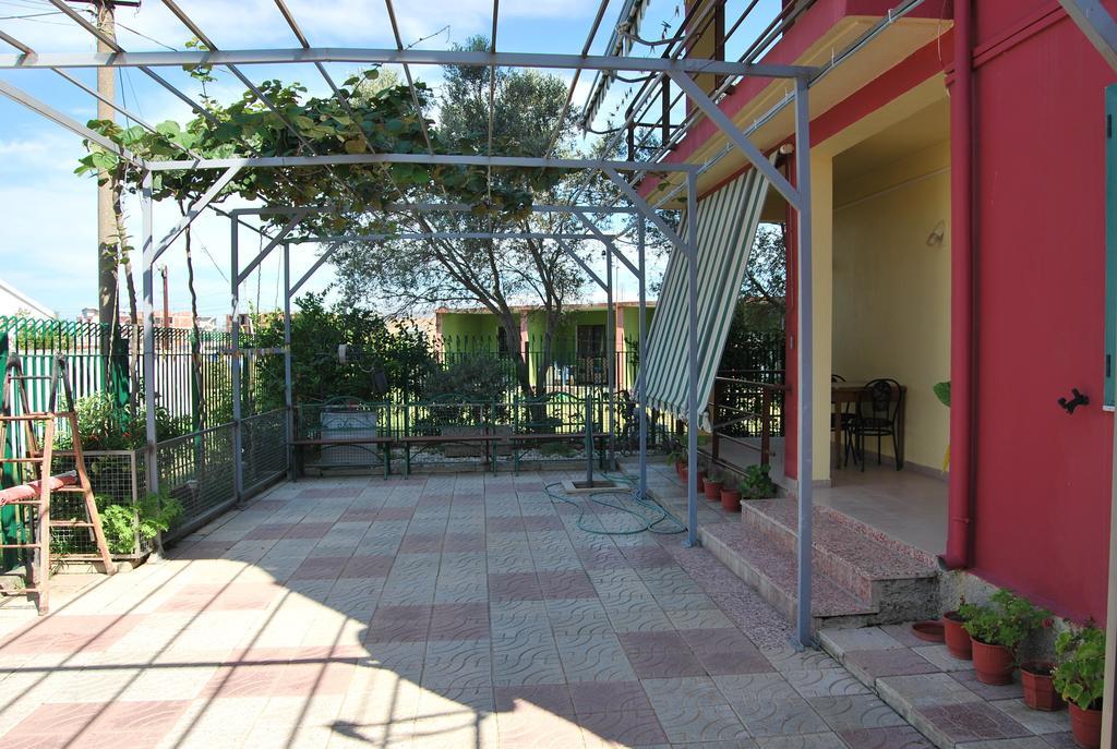 H And H Guesthouse Velipoje Ngoại thất bức ảnh
